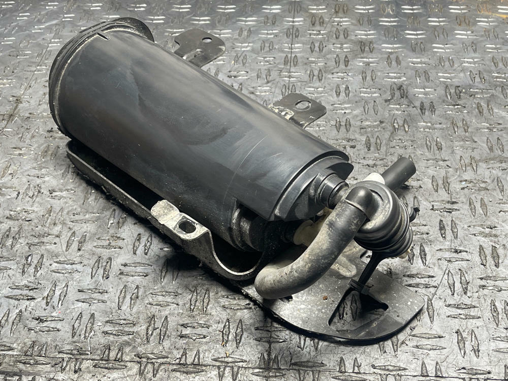 2003-04 Ford Mustang SVT Cobra Charcoal Canister 36k Miles 305