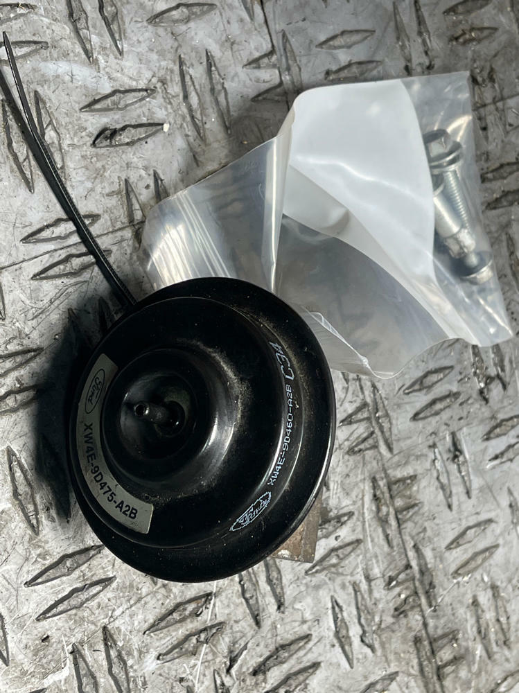 2003-04 Ford Mustang SVT Cobra EGR Tube & Accessories 36K Miles 305
