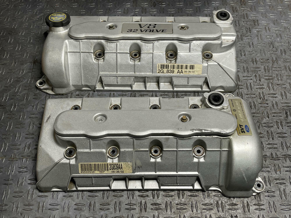 2003-04 Ford Mustang SVT Cobra Valve Covers 36K Miles 305