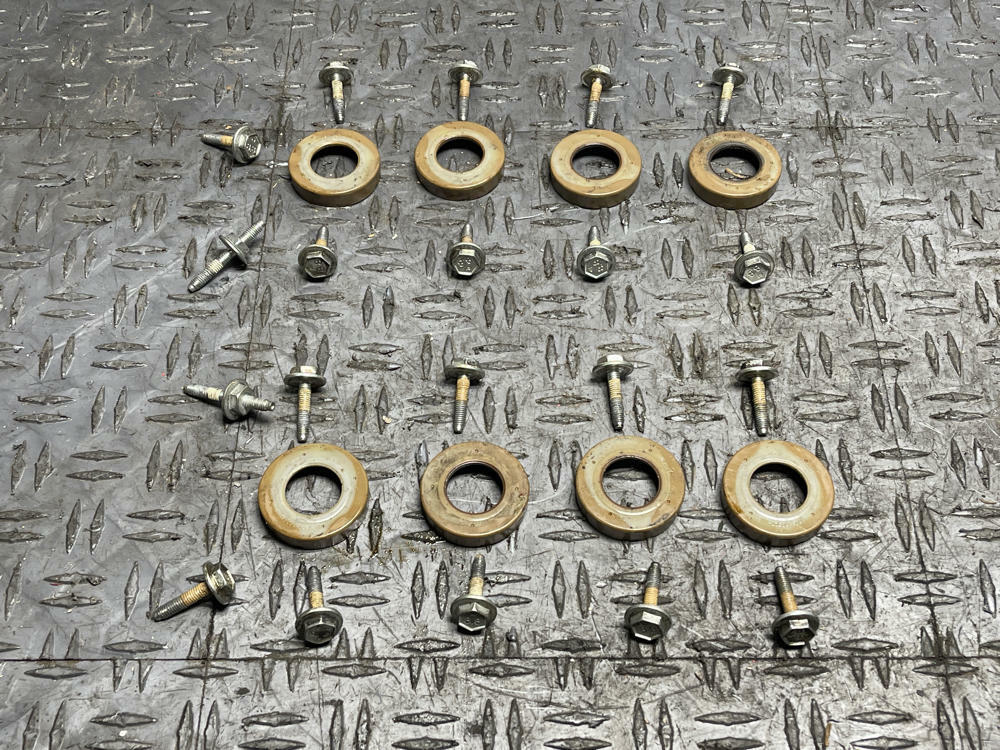 2003-04 Ford Mustang SVT Cobra OEM Valve Cover Hardware 305