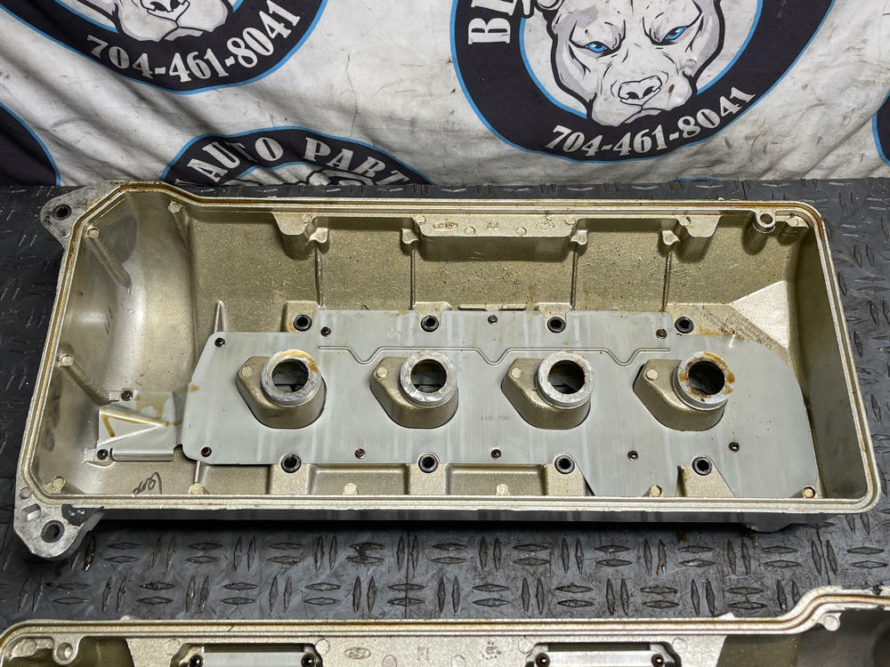 2003-04 Ford Mustang SVT Cobra Valve Covers 36K Miles 305