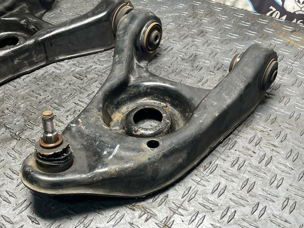2003-04 Ford Mustang SVT Cobra Front Control Arms Pair 295
