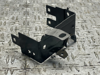 2003-04 Ford Mustang SVT Cobra Engine Bay Fuse Box Mount Bracket 295