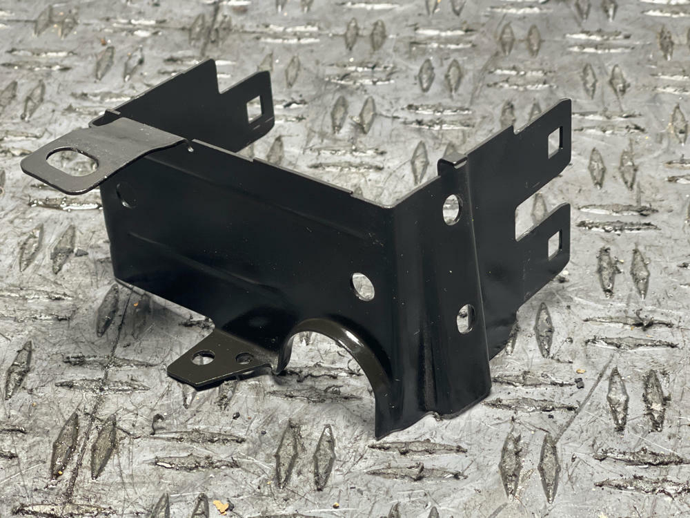 2003-04 Ford Mustang SVT Cobra Engine Bay Fuse Box Mount Bracket 295
