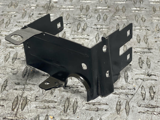 2003-04 Ford Mustang SVT Cobra Engine Bay Fuse Box Mount Bracket 295