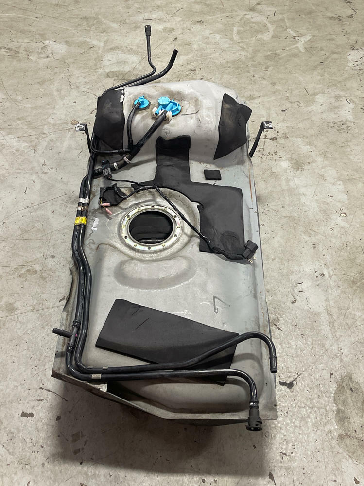 2003-04 Ford Mustang SVT Cobra Fuel Tank Bare 13k Miles 308