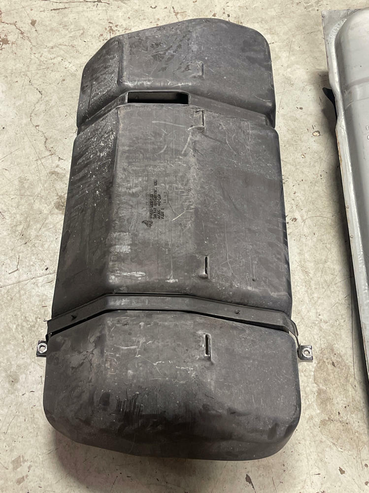 2003-04 Ford Mustang SVT Cobra Fuel Tank Bare 13k Miles 308