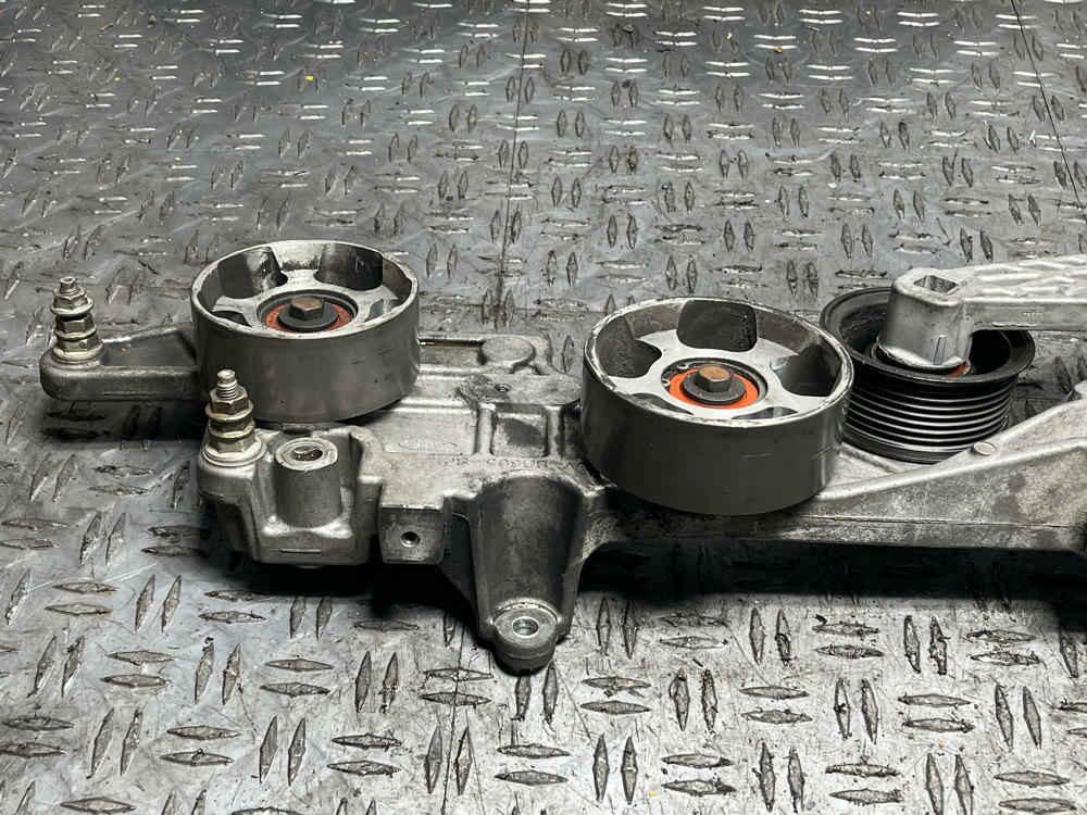 2003-04 Ford Mustang SVT Cobra Loaded Pulley Bridge 13k Miles 308