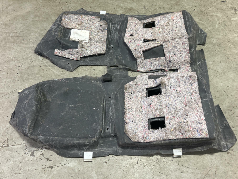 2003-04 Ford Mustang SVT Cobra Coupe OEM Carpet 308