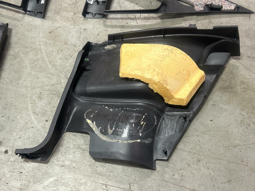 2003-04 Ford Mustang SVT Cobra Rear Plastics 13k Miles 308