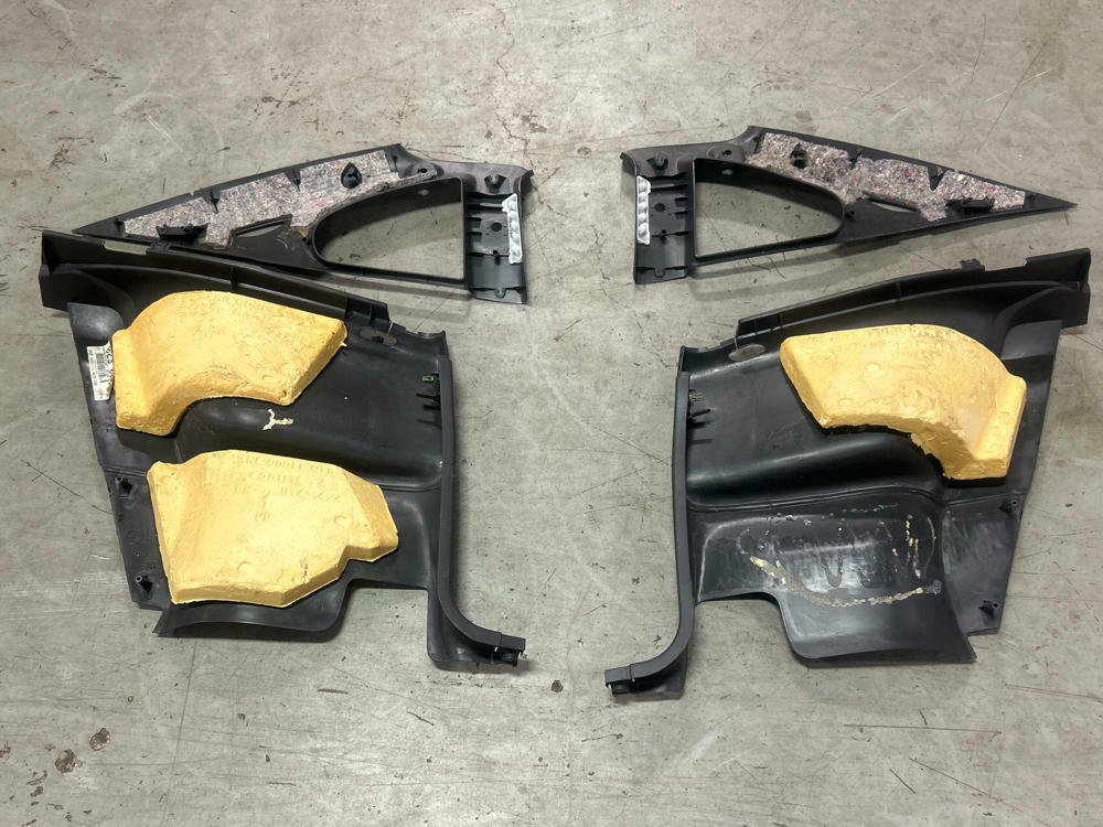 2003-04 Ford Mustang SVT Cobra Rear Plastics 13k Miles 308