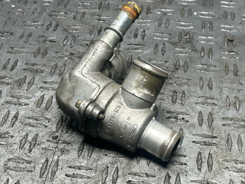 2003-04 Ford Mustang SVT Cobra Thermostat Housing 13k Miles 308
