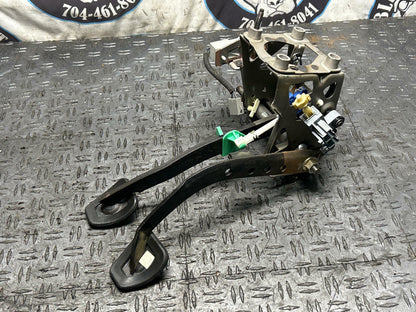 2003-04 Ford Mustang SVT Cobra Pedal Assembly 13K Miles 308