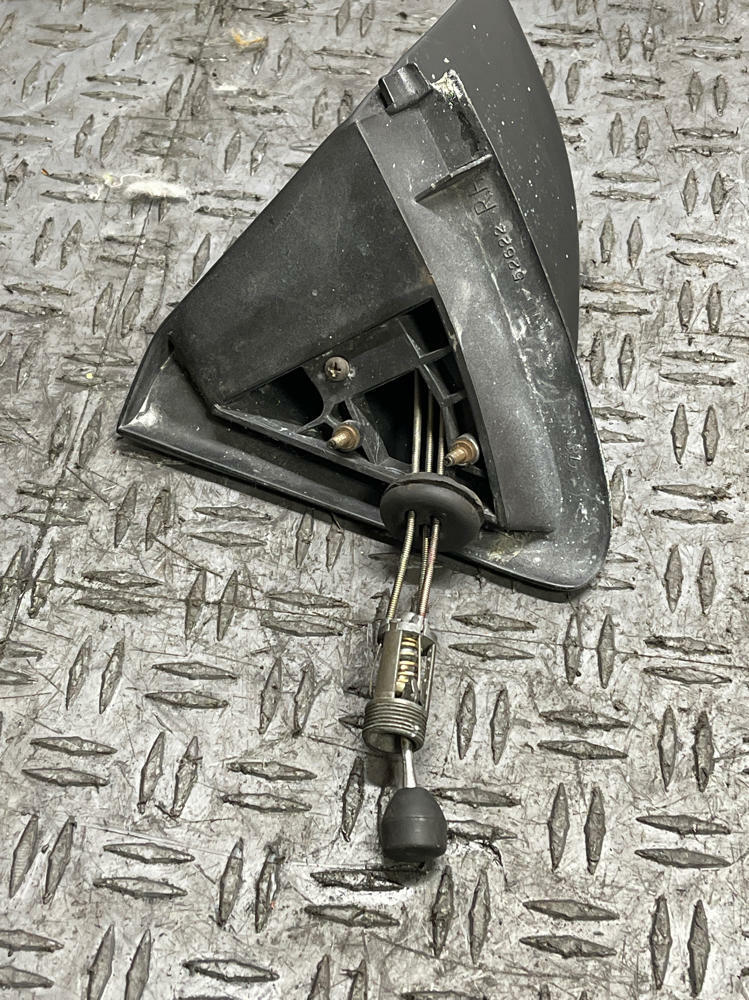 1987-93 Ford Mustang Passenger RH Side View Mirror 304