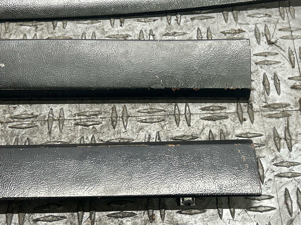 1987-93 Ford Mustang Headliner Trim Notchback 304