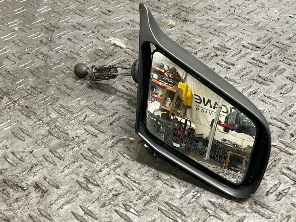 1987-93 Ford Mustang Passenger RH Side View Mirror 304