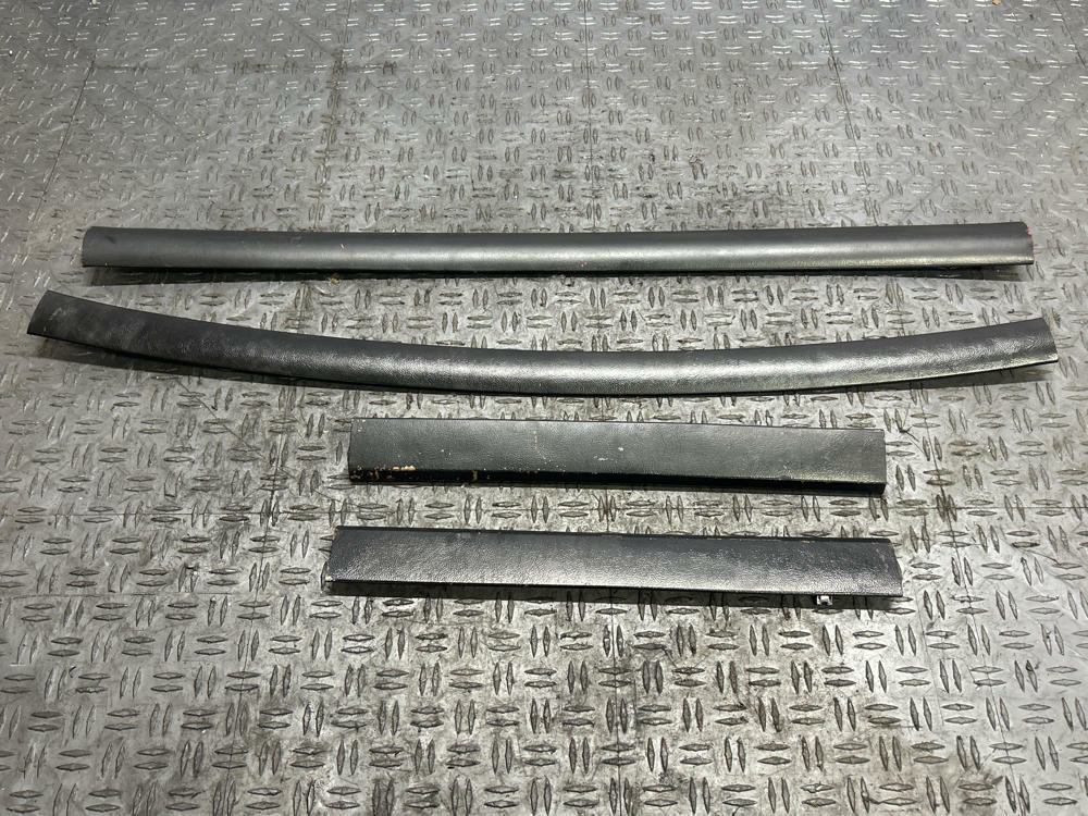 1987-93 Ford Mustang Headliner Trim Notchback 304