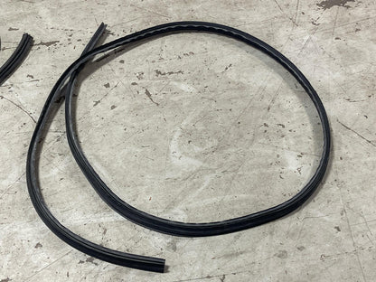 1987-93 Ford Mustang Weather Stripping Set 304