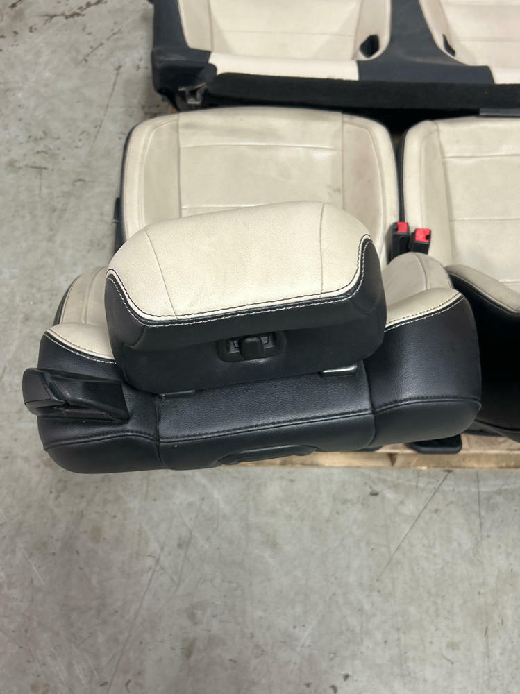 2015-23 Ford Mustang Convertible Leather Seats Front & Rear 312