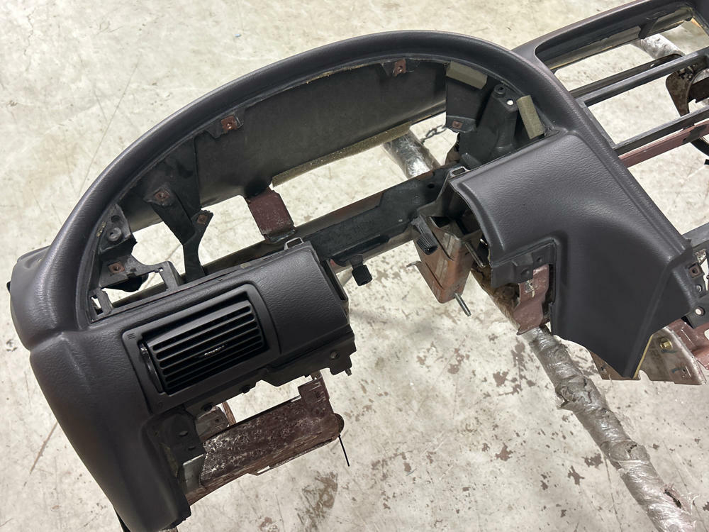 2003-04 Ford Mustang SVT Cobra Dash Shell-13k Miles 308