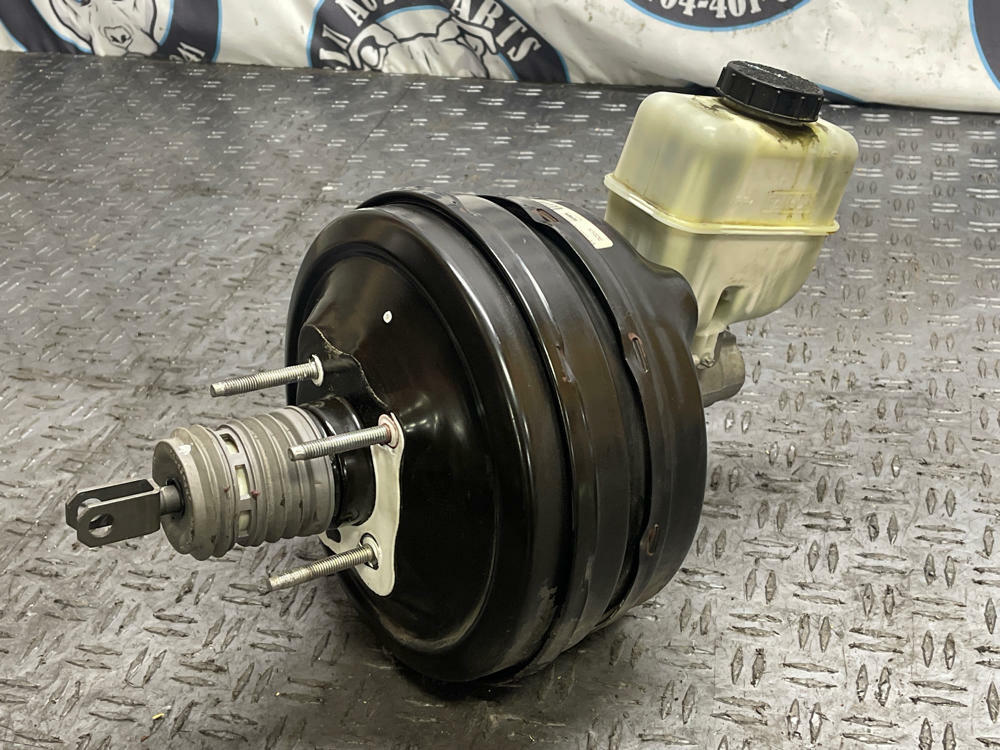 2011-14 Ford Mustang Boss 302 Brake Booster MT 87k Miles 307