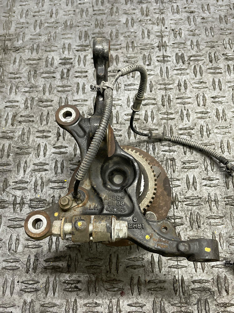 2011-14 Ford Mustang Boss 302 Front Driver LH Spindle 87k Miles 307