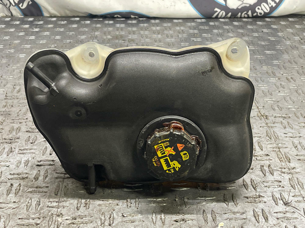 2011-14 Ford Mustang Boss 302 Coolant Resevoir 87k Miles 307