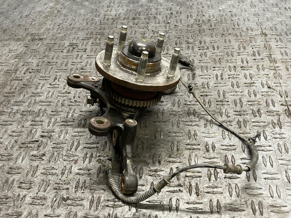 2011-14 Ford Mustang Boss 302 Front Driver LH Spindle 87k Miles 307