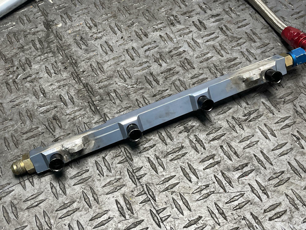 2003-04 Ford Mustang SVT Cobra Aftermarket Fuel Rails 308