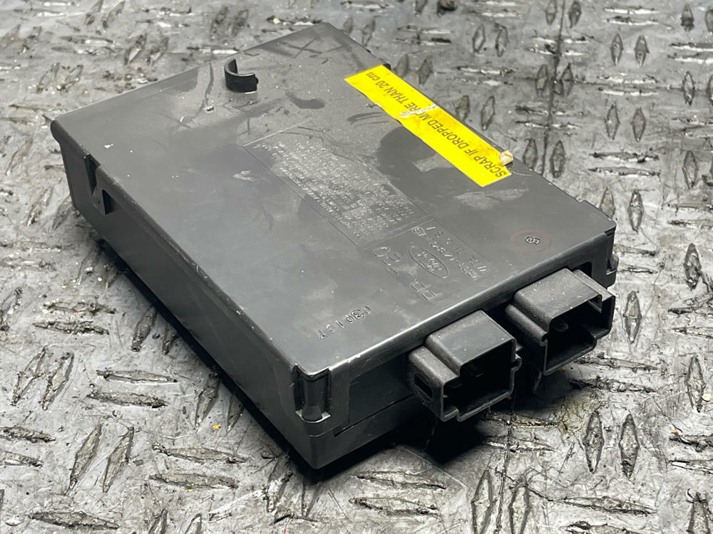 2003-04 Ford Mustang SVT Cobra GEM Module 308
