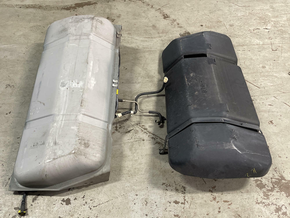 1999-04 Ford Mustang Fuel Tank Assembly 38k Miles 302