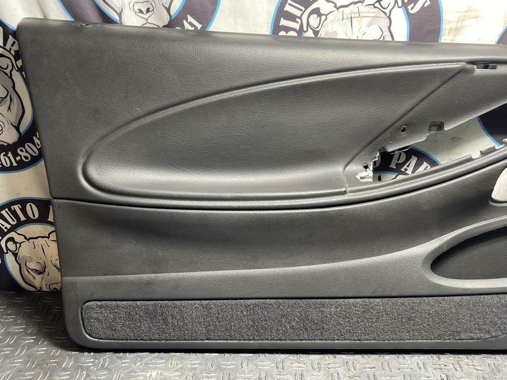 1999-04 Ford Mustang Dark Charcoal Door Panels LH RH Mint 38k Miles 302