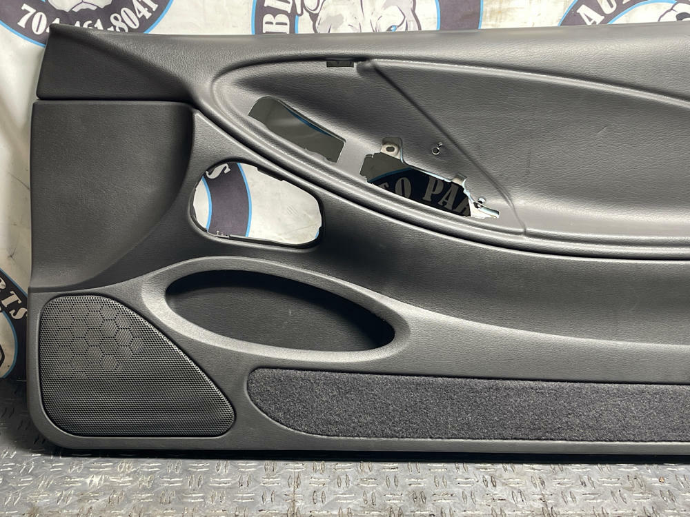 1999-04 Ford Mustang Dark Charcoal Door Panels LH RH Mint 38k Miles 302