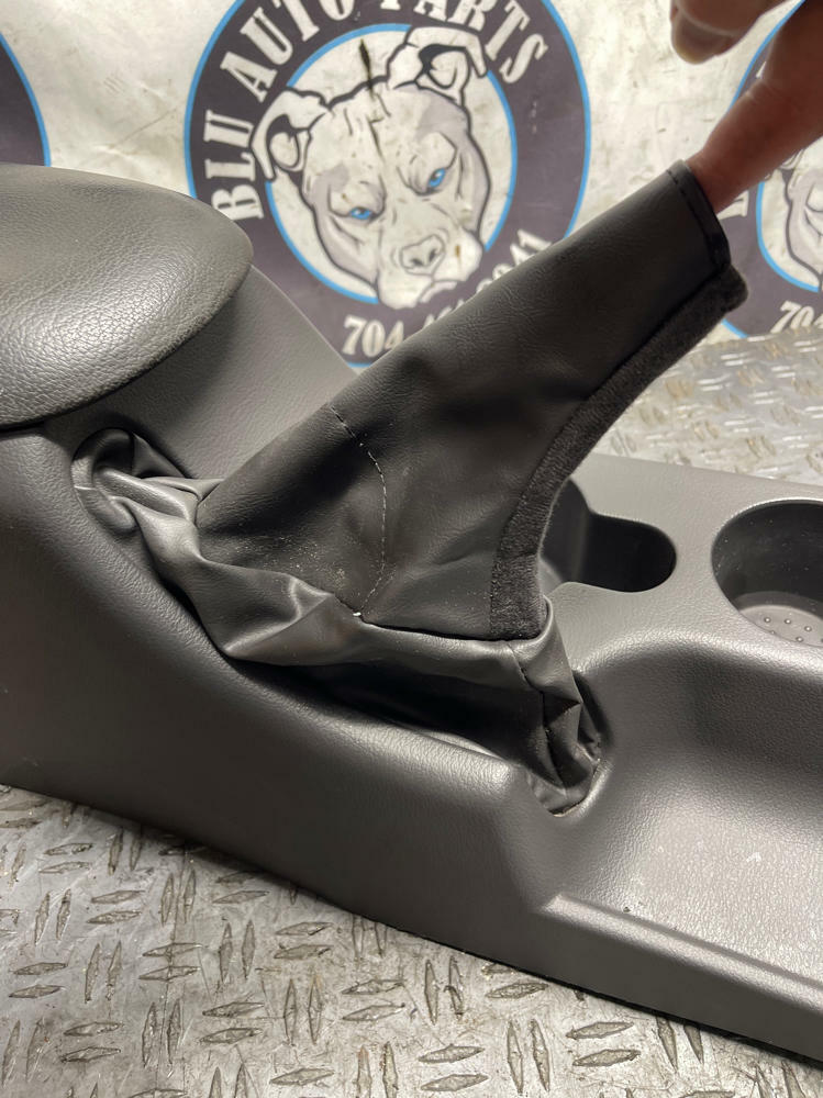 2001-04 Ford Mustang GT Dark Charcoal Center Console 38k Miles 302