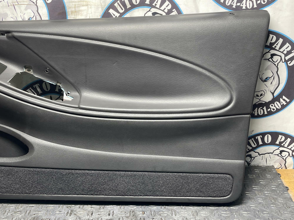 1999-04 Ford Mustang Dark Charcoal Door Panels LH RH Mint 38k Miles 302