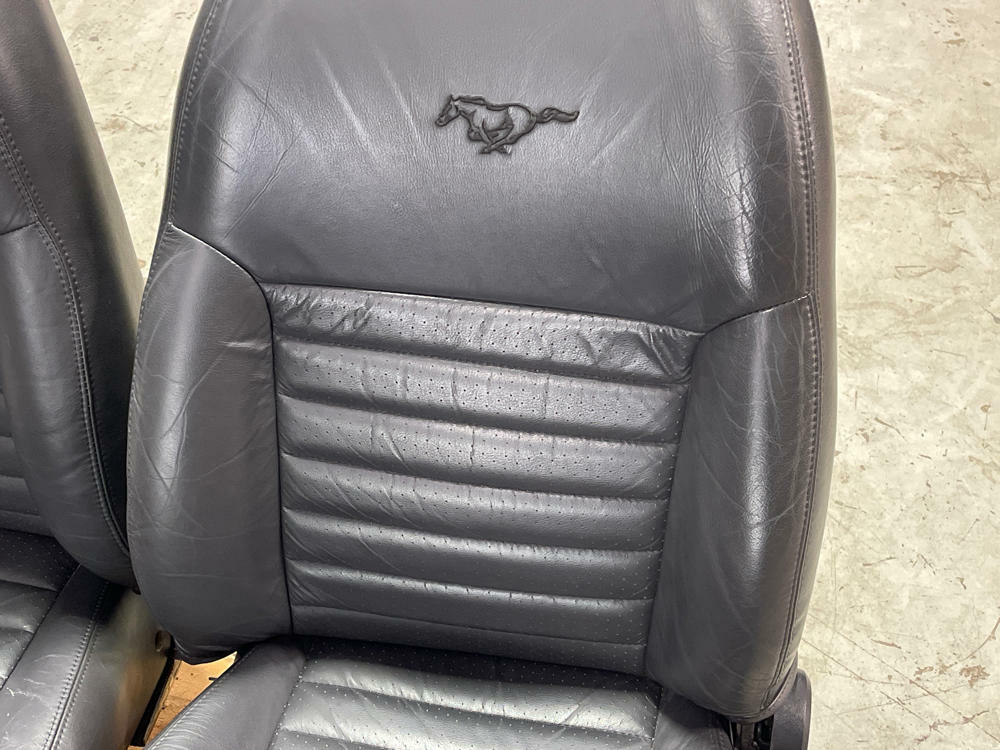 1999-04 Ford Mustang GT Convertible Seats MINT 38K Miles 302