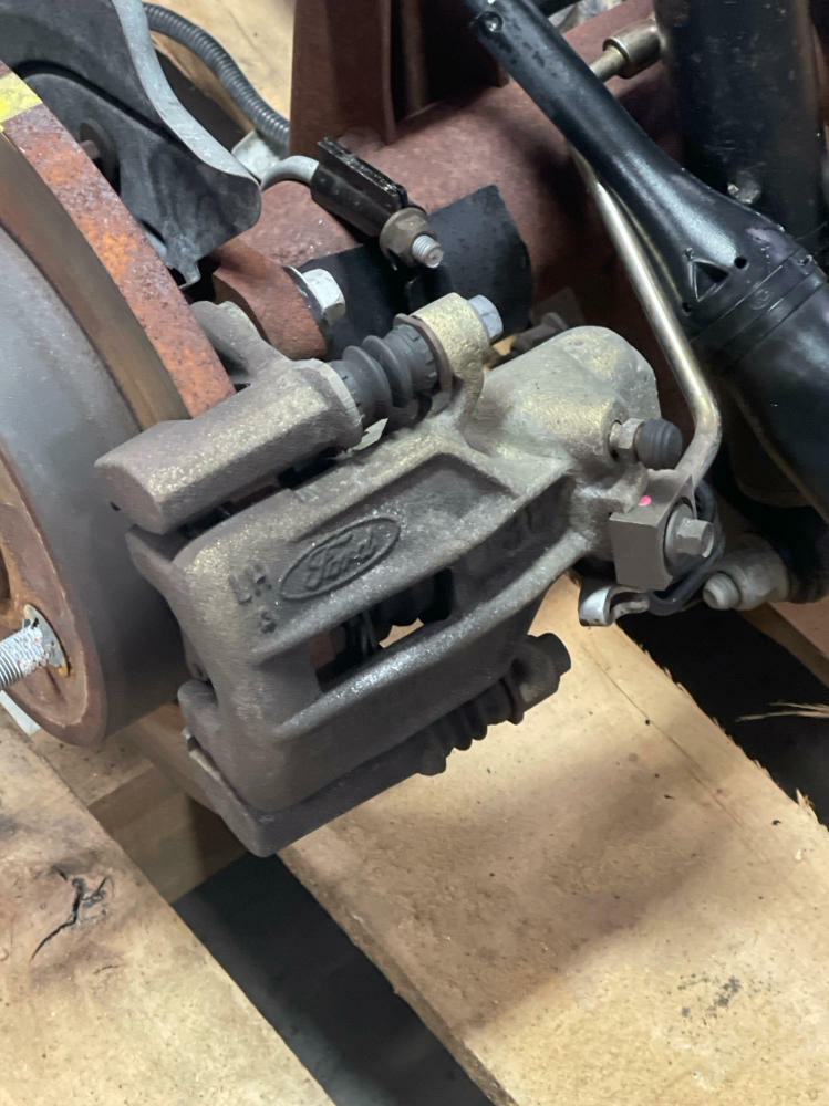 1999-04 Ford Mustang GT 8.8 Rear Assembly 3.27 Gear 38K Miles 302