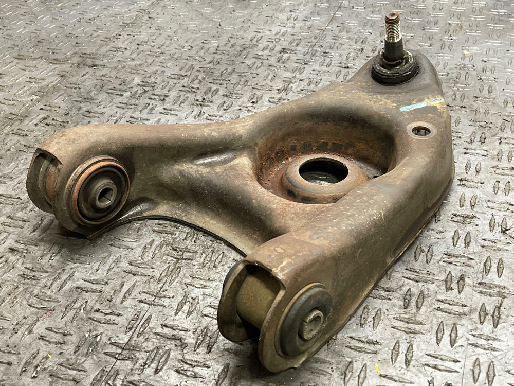 1999-04 Ford Mustang GT Driver LH Front Control Arm 38k Miles 302