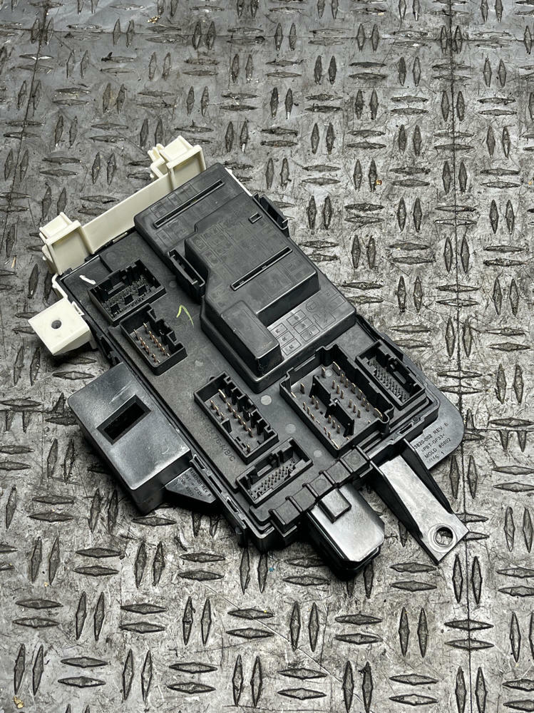 2011-14 Ford Mustang Body Control Module- for Auto Trans w/ Premium Options 294