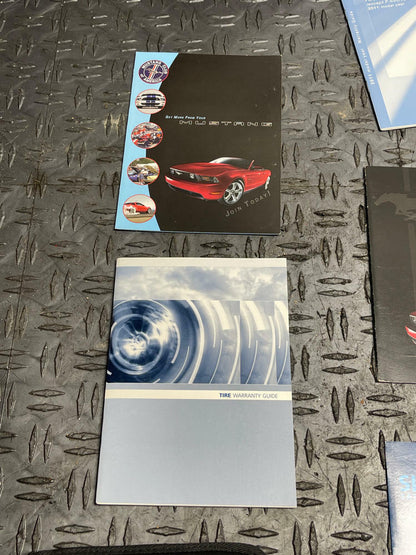 2011 Ford Mustang GT Owners Manual/Press Kit 294