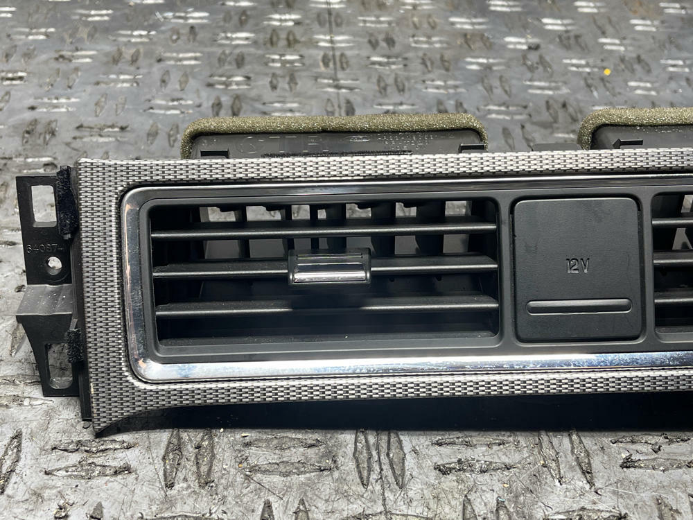 2011-14 Ford Mustang HVAC Dash Vent & Trim Lot 294