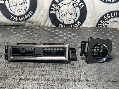 2011-14 Ford Mustang HVAC Dash Vent & Trim Lot 294