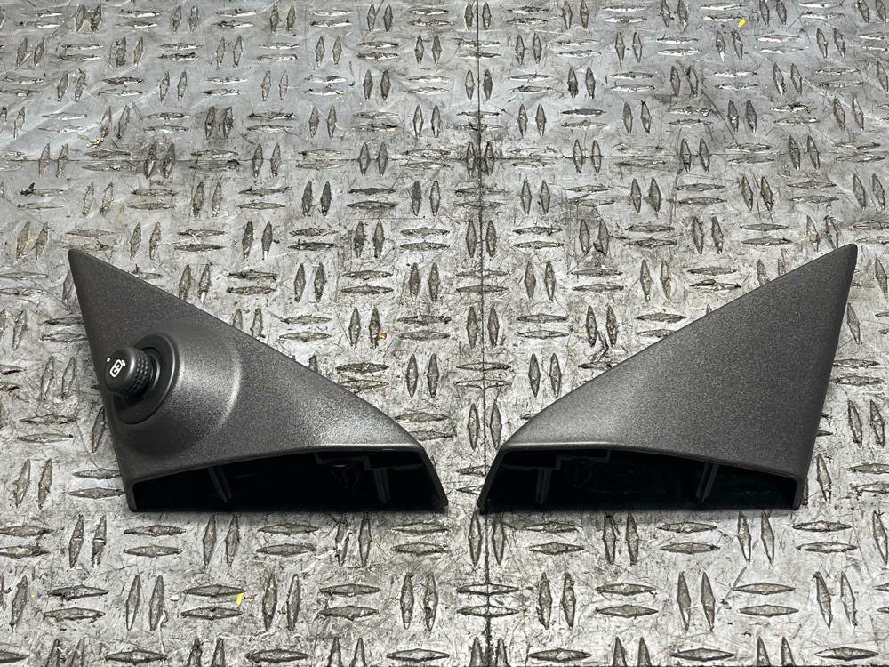 2011-14 Ford Mustang Interior RH/LH Mirror Controls & Trim Pair 294