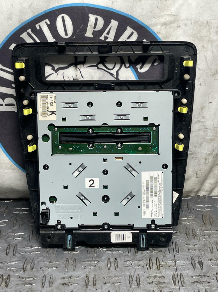 2011-12 Ford Mustang SYNC Radio Kit 294
