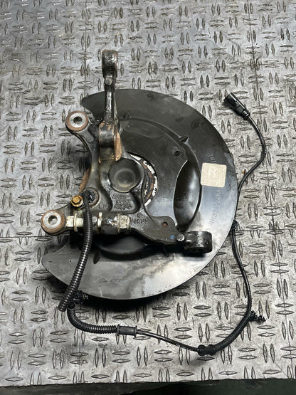 2011-14 Ford Mustang Driver LH Spindle Assembly 61k Miles 294