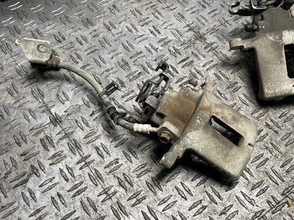 2011-14 Ford Mustang GT Rear Brake Calipers LH RH 294