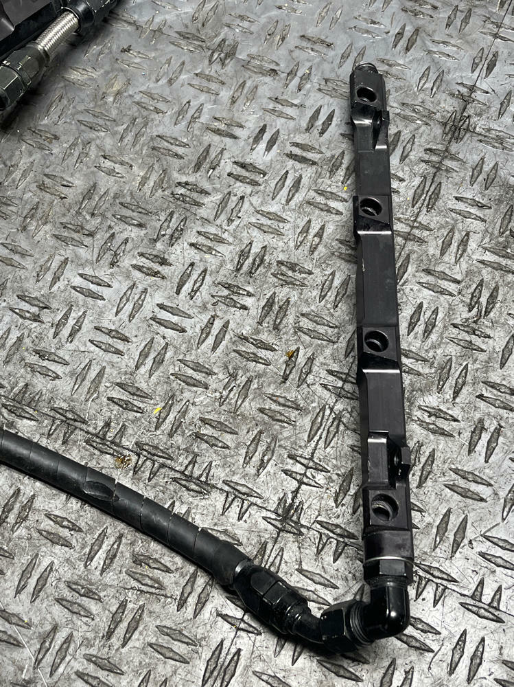 2003-04 Ford Mustang SVT Cobra Fore Innovations Fuel Rails Pair 304