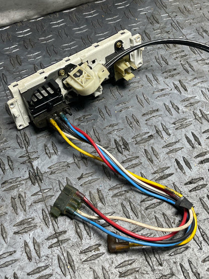 1999-04 Ford Mustang HVAC Control Panel 304