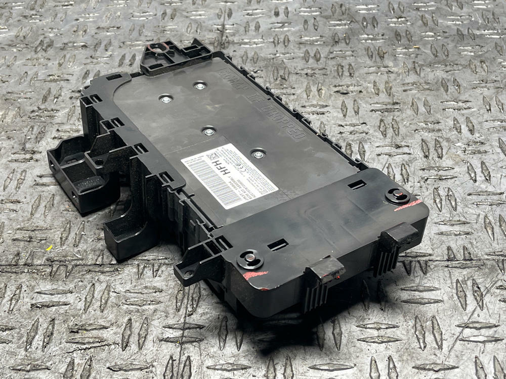 2018-23 Ford Mustang BCM Body Control Module (JR3T-15604-HFH) 56k Miles 310