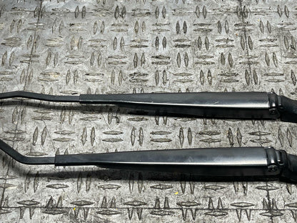 2018-23 Ford Mustang Wiper Arms Pair LH RH 56k Miles 310
